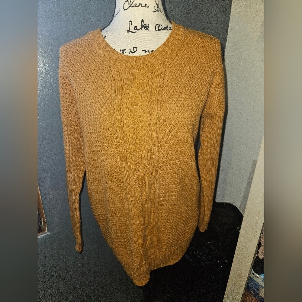 Arizona Jean Co. Womans Gold Knit Sweater Size M